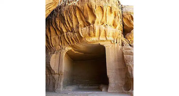 (مدائن صالح) 